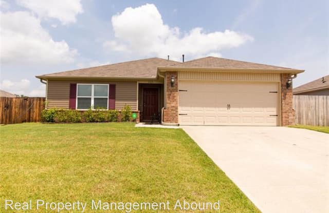 1505 S 29th Ct. - 1505 South 29th Court, Broken Arrow, OK 74014