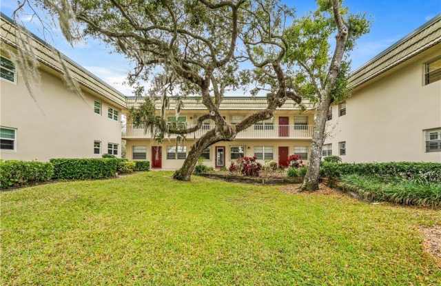 11 VISTA GARDENS TRAIL 204