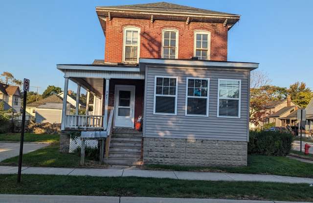 927 Ontario Street - 2