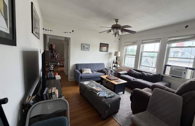 4bed 2bath unit in Somerville
