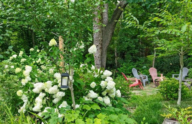 1232 Bernadette Lane NE