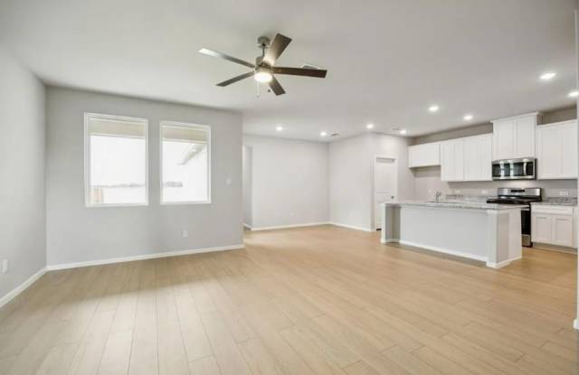 909 Santa Lucia Drive