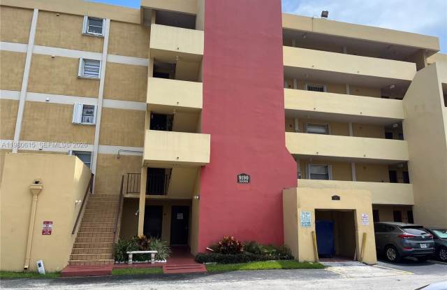 9190 Fontainebleau Blvd