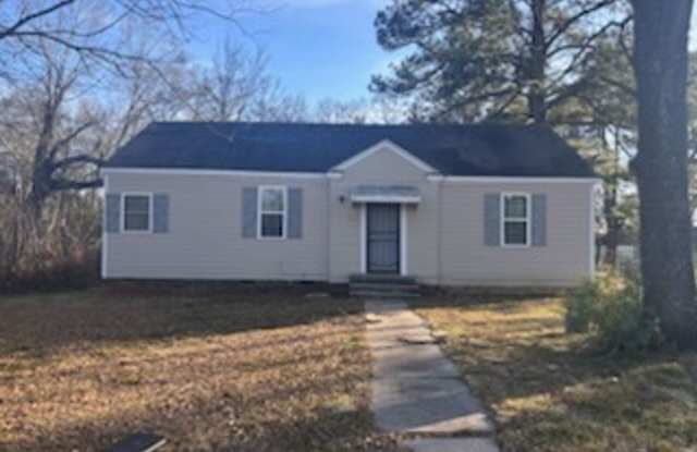 131 Grandview Circle Jackson, MS 39212