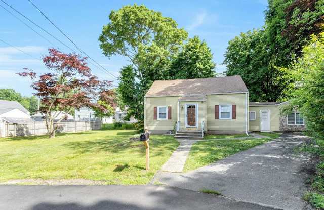 124 Minturn Place