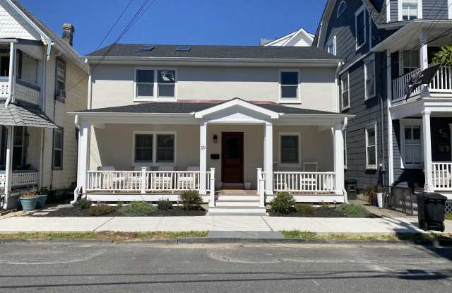 29 Olin Street unit: 2