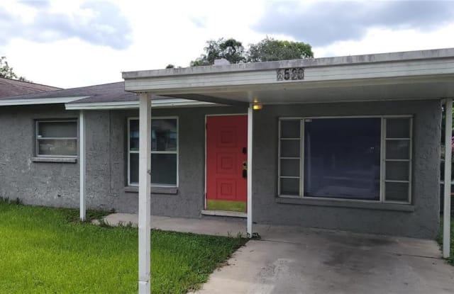 8520 N HAMNER AVENUE - 8520 North Hamner Avenue, Tampa, FL 33604