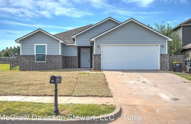 3816 W 105th Pl - 3816 West 105th Place South, Jenks, OK 74037