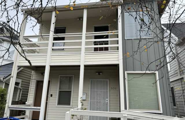 Photo of Newly Renovated Duplex in CID