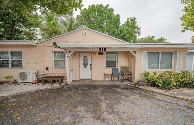 218 SW 14th Ct - 218 Southwest 14th Court, Fort Lauderdale, FL 33315