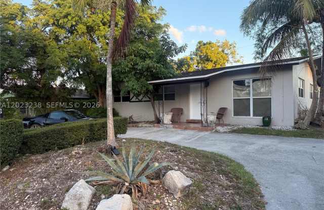 12430 SW 184th St