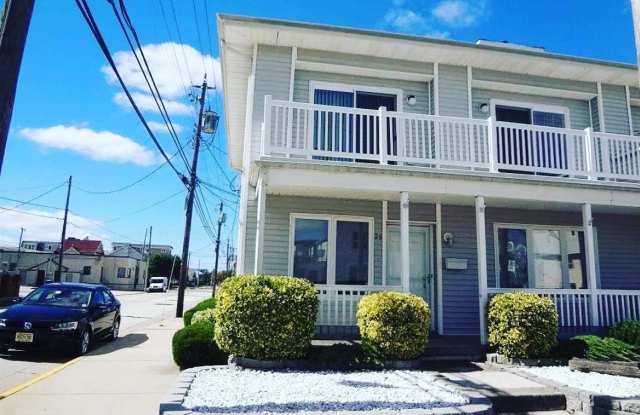 26 S Monroe Ave - 26 South Monroe Avenue, Margate City, NJ 08402