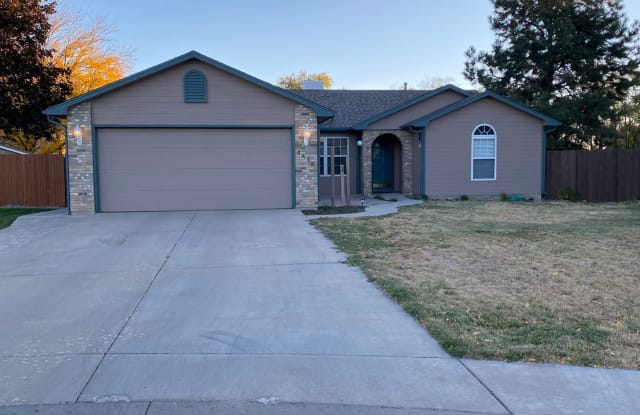 1415 Redwood Ct - 1415 Redwood Court, Lincoln Park, CO 81212