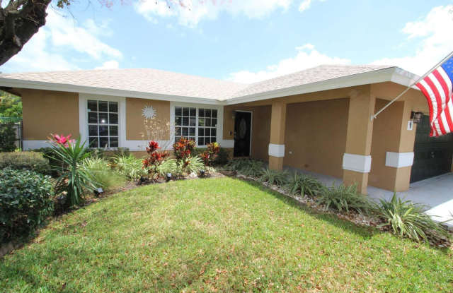 147 NW 10th Avenue