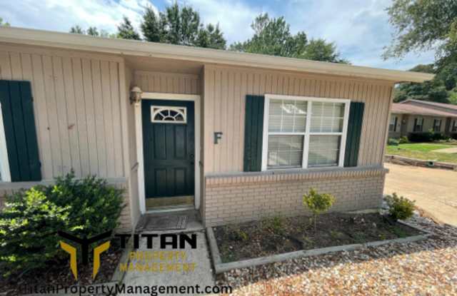 2 Bed/2 Bath End Unit Apartment - 2012 Watts Road, Benton, AR 72015