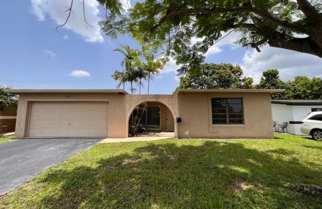 8637 Windsor Drive - 8637 Windsor Drive, Miramar, FL 33025