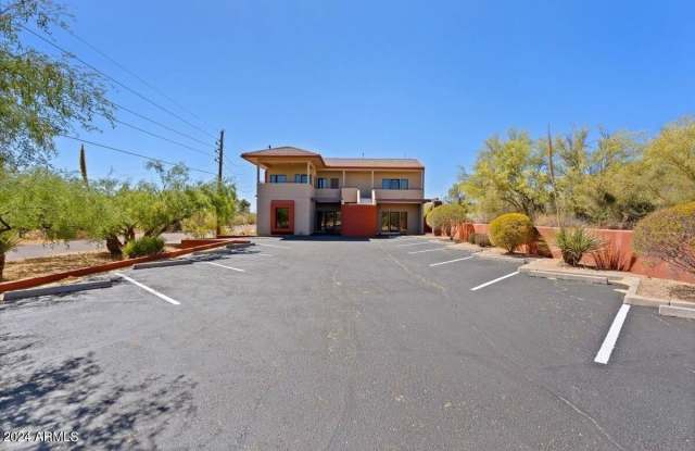 7530 E NONCHALANT Avenue