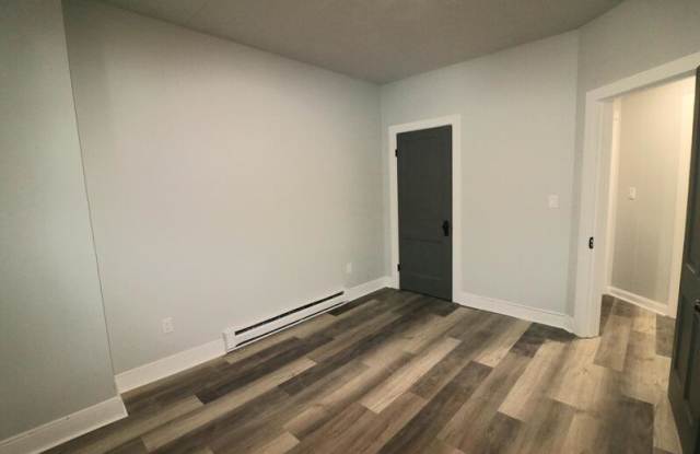 108 East Huron Street - 108B