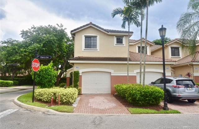 3902 Cherry Ln - 3902 Cherry Lane, Weston, FL 33332