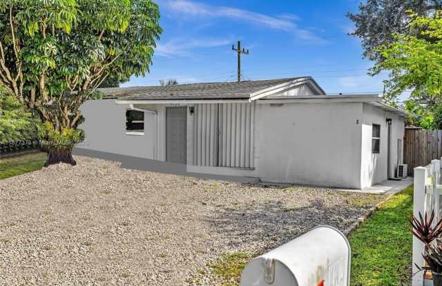 Photo of 4328 SW 49th Ct