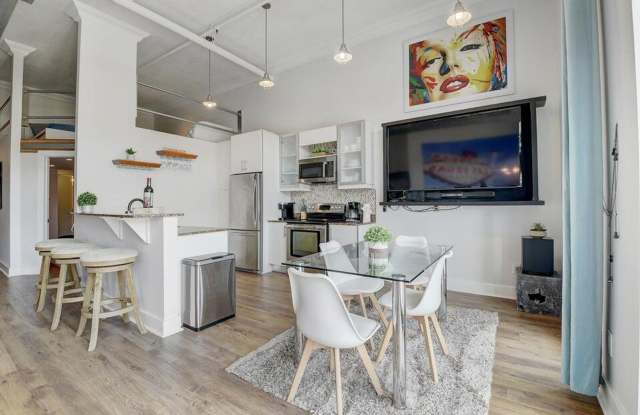 185 NE 4th Avenue 210, Delray Beach, FL 33483