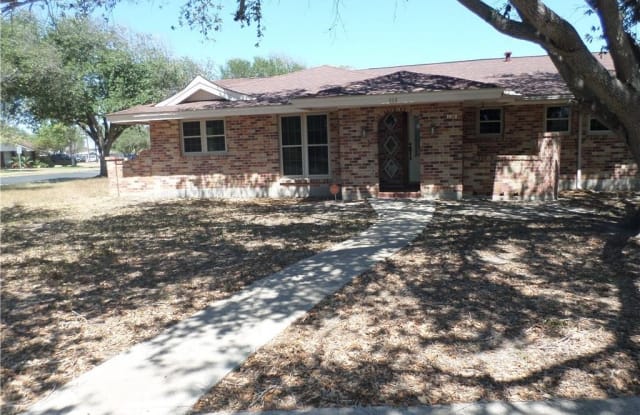 136 Granby Pl - 136 Granby Place, Portland, TX 78374