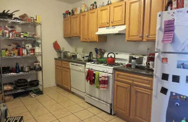 Renovated, Affordable Brighton 4 bed/2 Bath on Egremont Rd for Sept 1st. Heat Inc, Student Friendly!