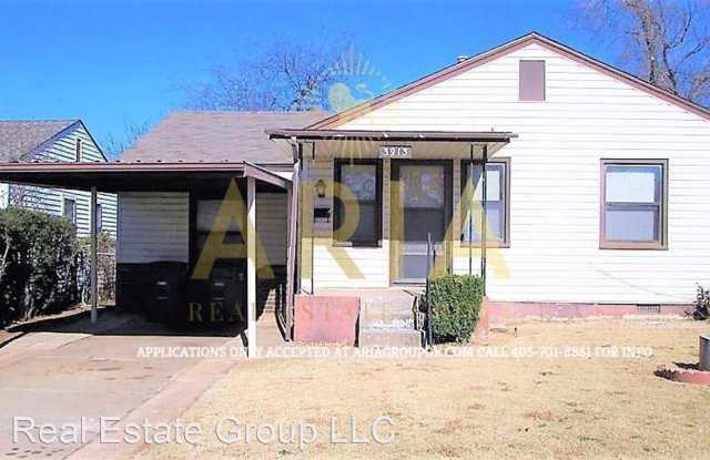3913 Mallard Dr.