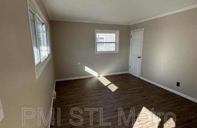 1223 Congress Avenue