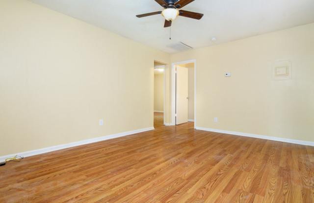 1346 Miller Reed Ave Unit A