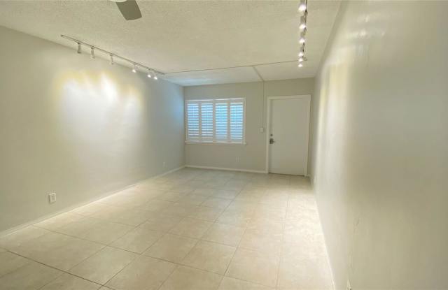 660 Cypress Lake Boulevard