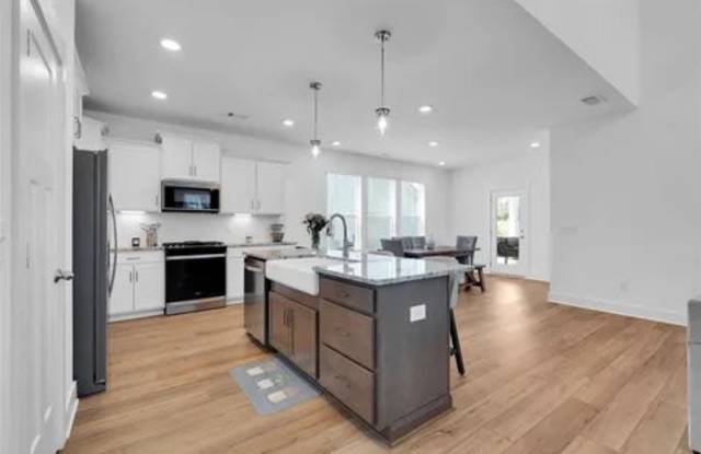 109 Founders Boulevard