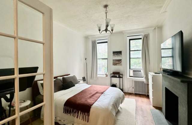 516 East 84th Street