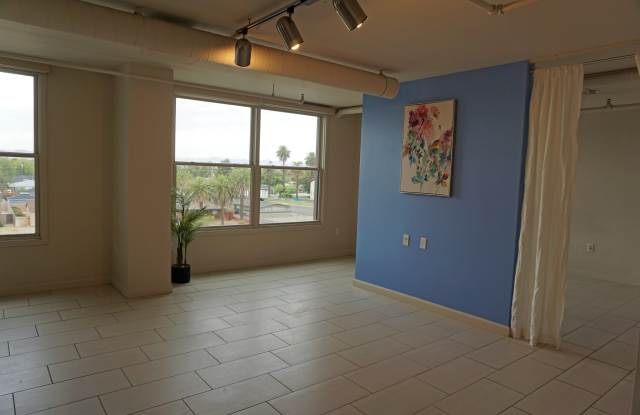 535 West Thomas Road