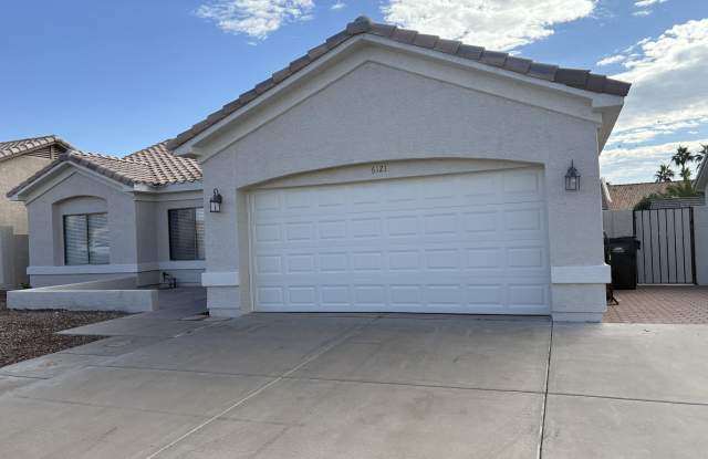 6121 E HERMOSA VISTA Drive