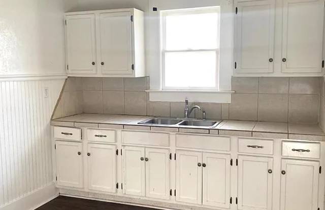 House For Rent 2550 Pierce St, Beaumont, TX 77703