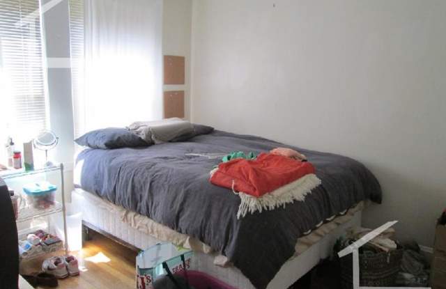 Photo of 72 Brock St #1A Boston MA 02135