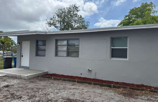 4550 SW 36 St