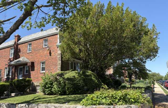 1201 East Cliveden Street