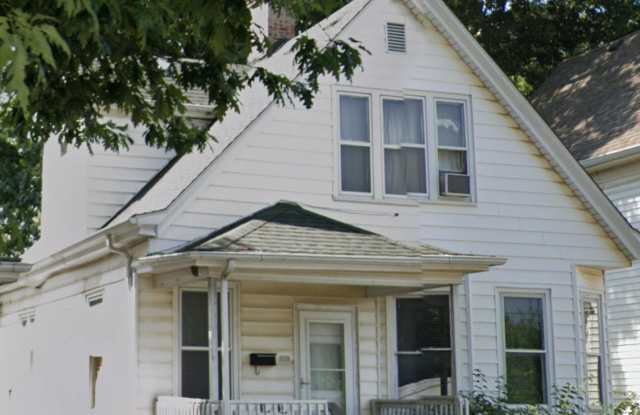 938 W Edwards Springfield, IL