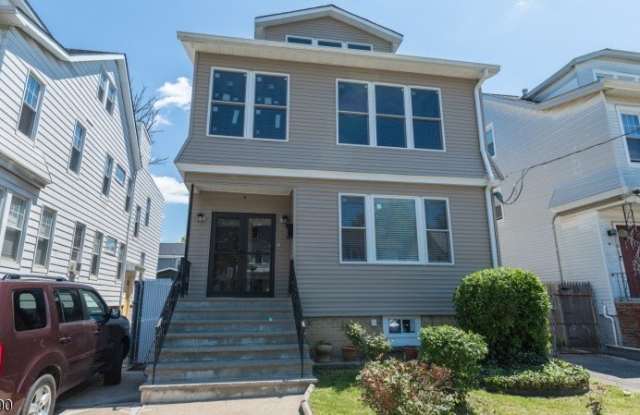182 Ellery Ave