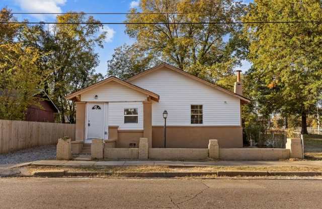 Newly Renovated 4 Bedroom 2 Bath Home.