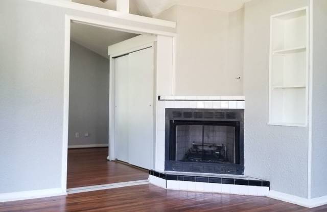 Cute 2 bedroom 1 bath recently renovated home