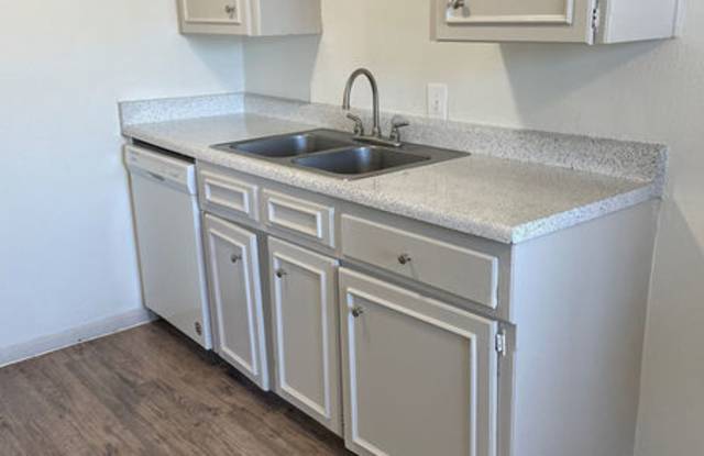 Old South Apartments