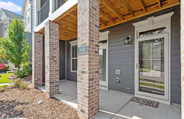 Modern 4BR Townhome in Austin Creek | Wake Forest