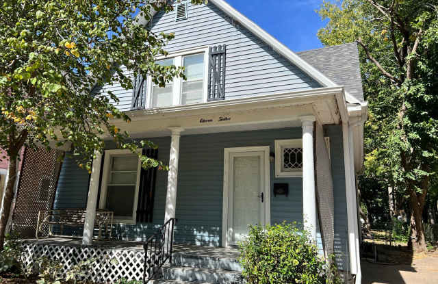 1112 Rose St.