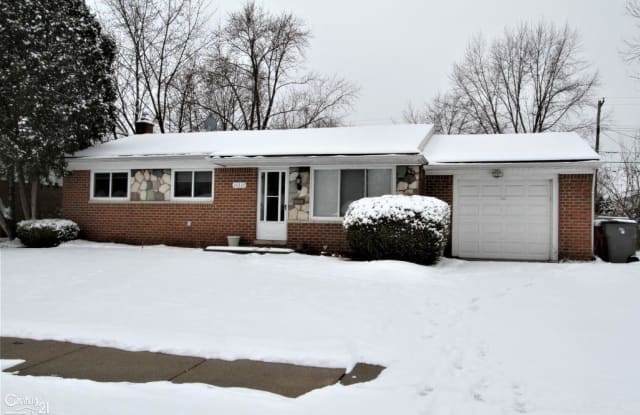 34237 Chope Place - 34237 Chope Place, Macomb County, MI 48035