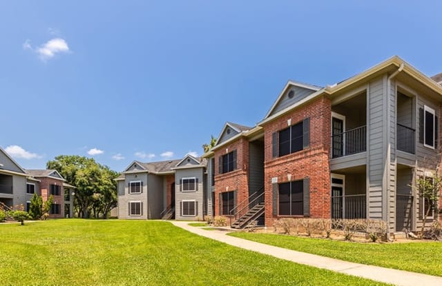 Photo of Trinity Oaks Apartment Homes