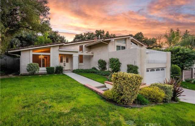 22840 Sparrowdell Drive