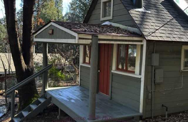 318 Nile Street Cottage